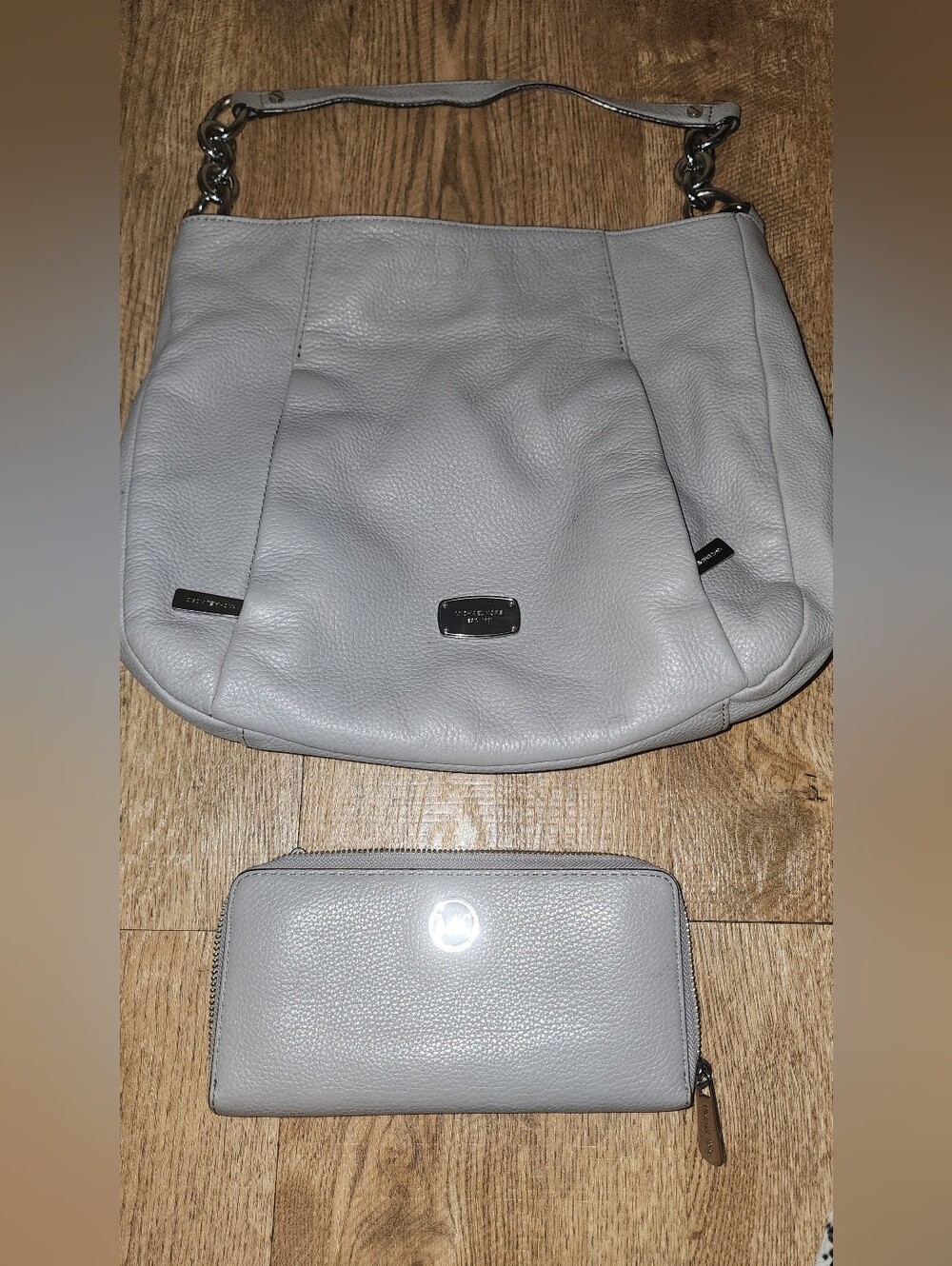 Michael Kors Light Gray Leather Shoulder Bag with Zip Wallet